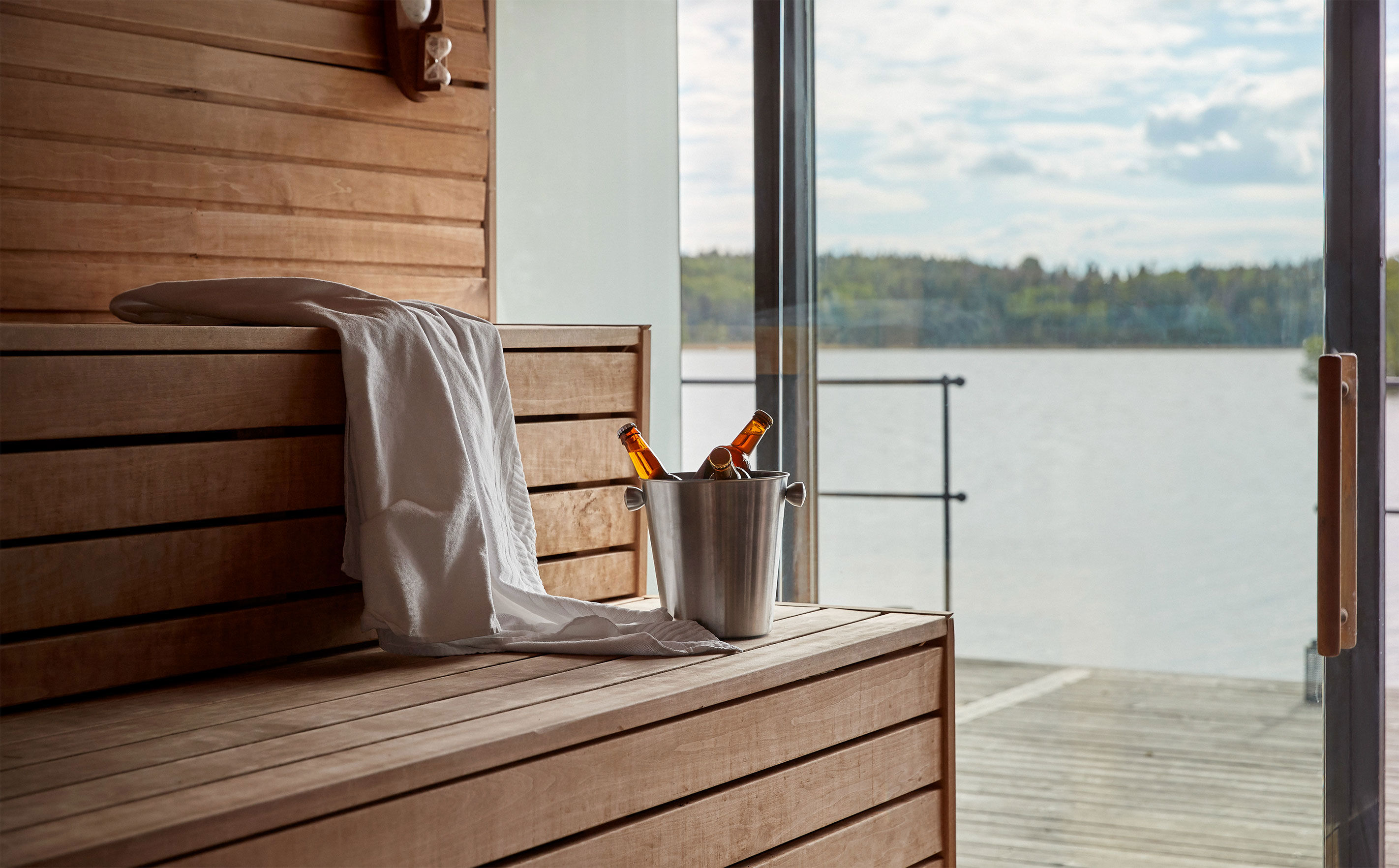 Bastu med utsikt över Mälaren