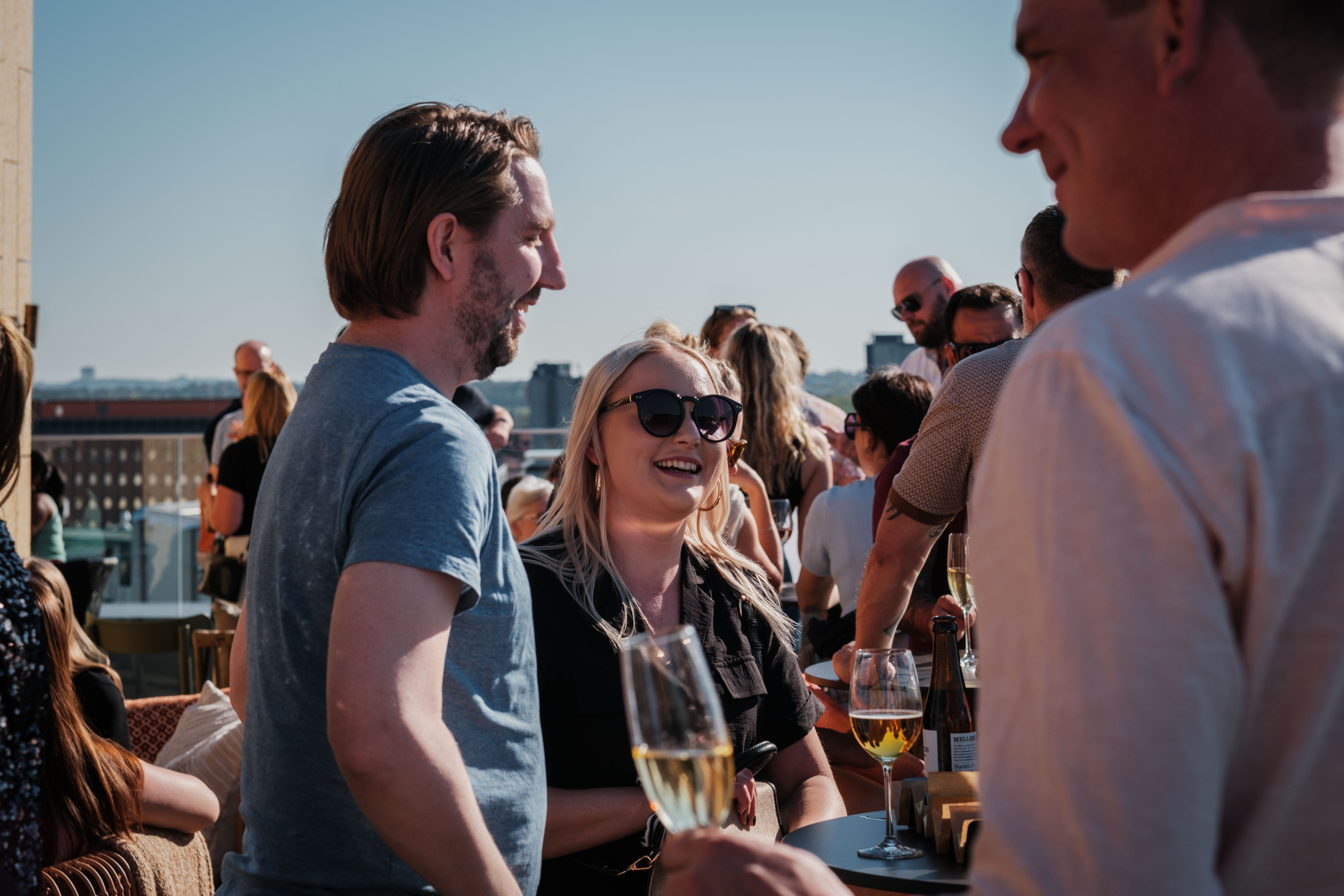 Mingelevent på takbaren