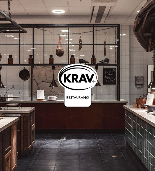 Serveringsdel i restaurang med industriell inredning