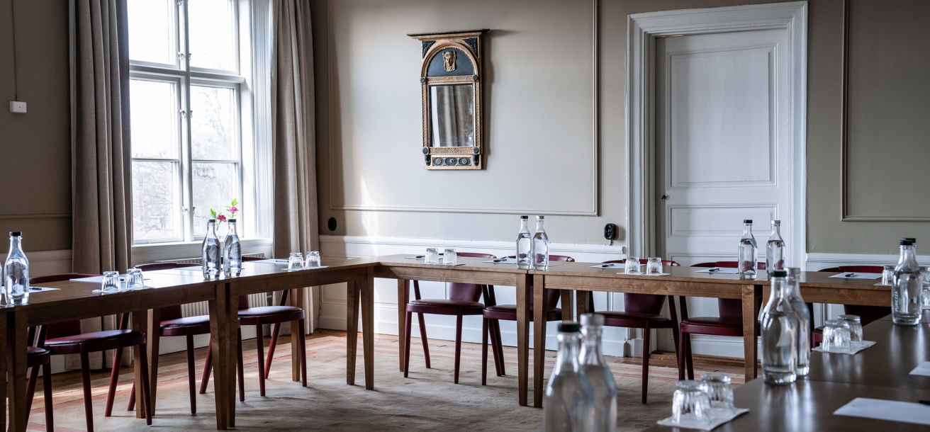 Rymlig konferenslokal