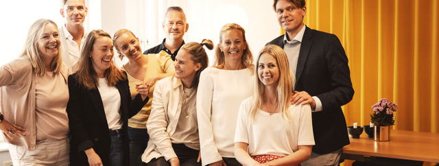 Gruppbild på medarbetare